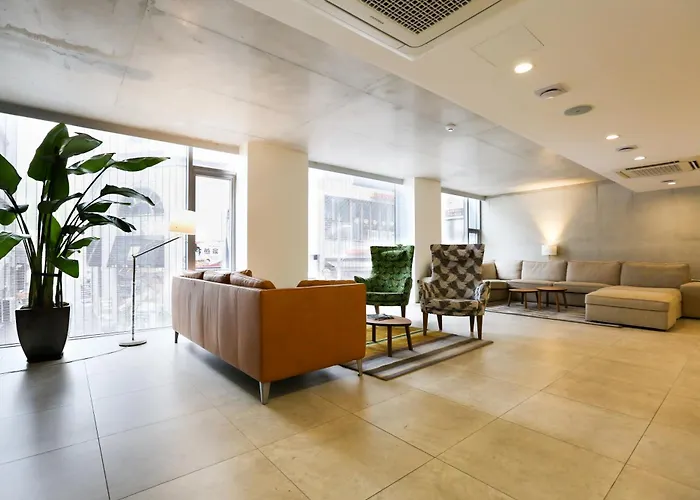 Hotel Creto Myeongdong 3*