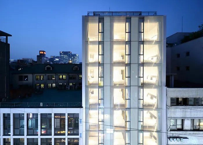 Creto Myeongdong Hotel 3*
